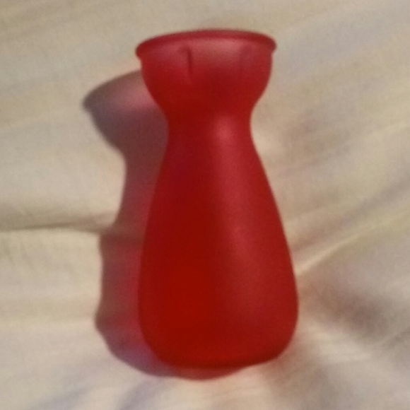 Dark Pink Frosted Vase - Picture 2 of 4